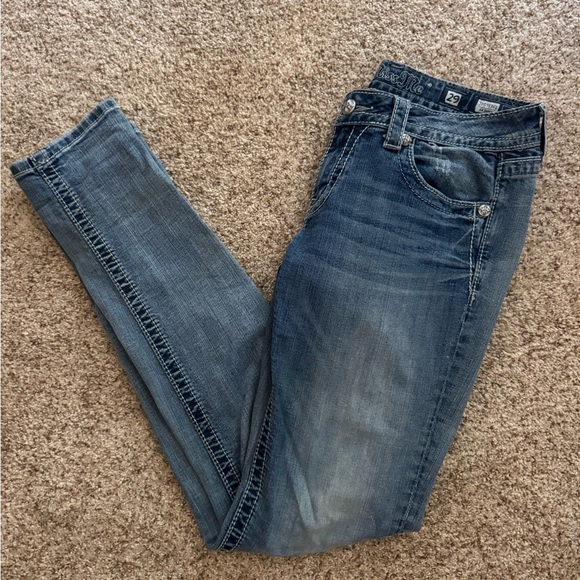 Miss Me Women's Classic Blue Skinny Jeans - Picture 1 of 8